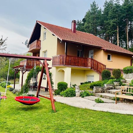 Apartman Korina Otočac Buitenkant foto