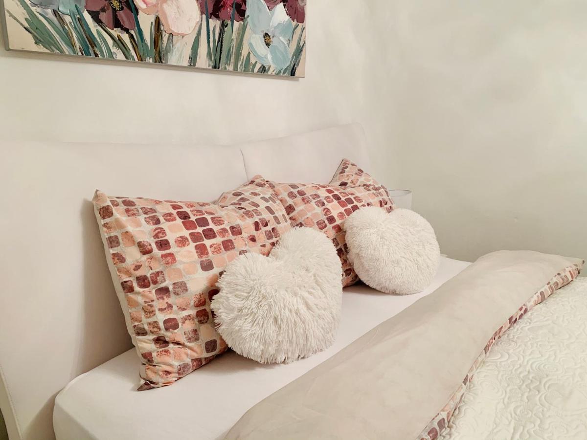 Apartman Korina Otočac Buitenkant foto